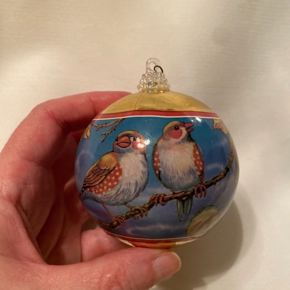 Lot of 3 Vintage Ornaments 2 Paper Mache Decoupage 1 Four Colly Birds Ornament - Picture 4 of 5